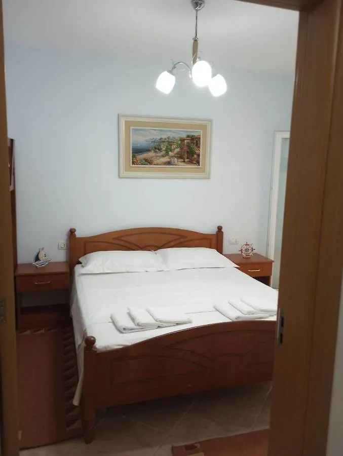 Comfortable Apartment Shengjin