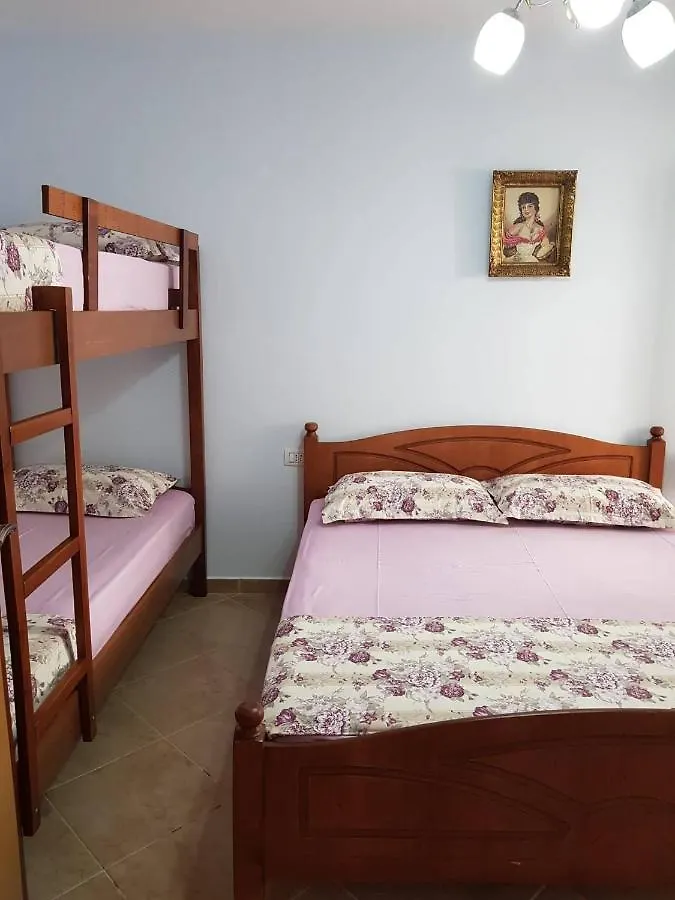 Comfortable Apartment Shengjin